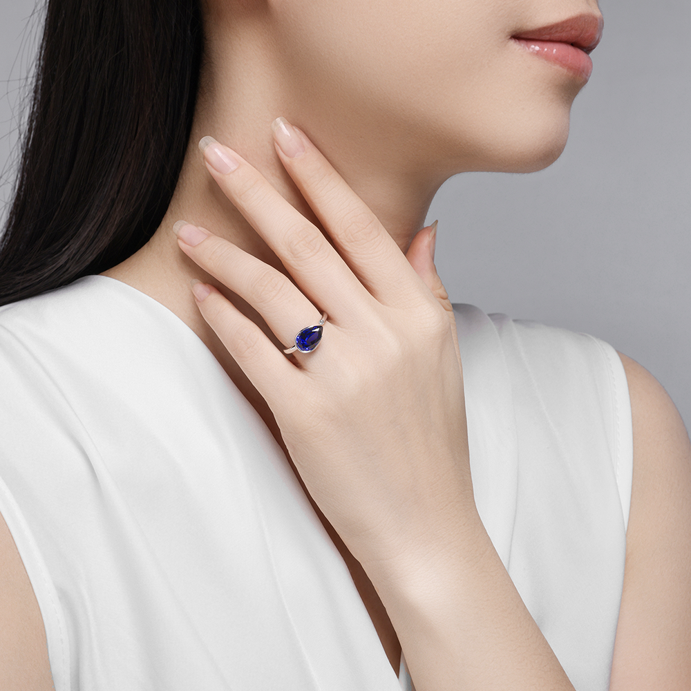 Royal blue Sapphire Ring FR0097A00LL