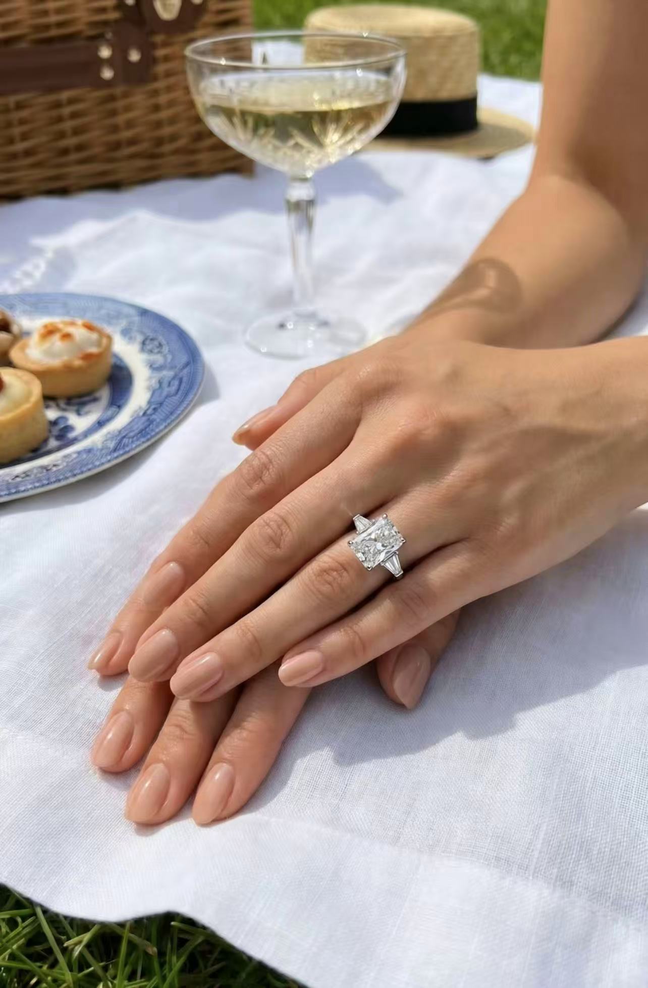 The Absolute Dream Ring 5ct